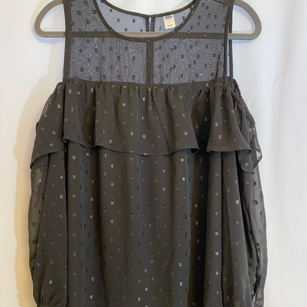 Very nice black Old Navy cold shoulder blouse